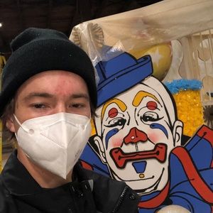 Meet your Posher, Blake